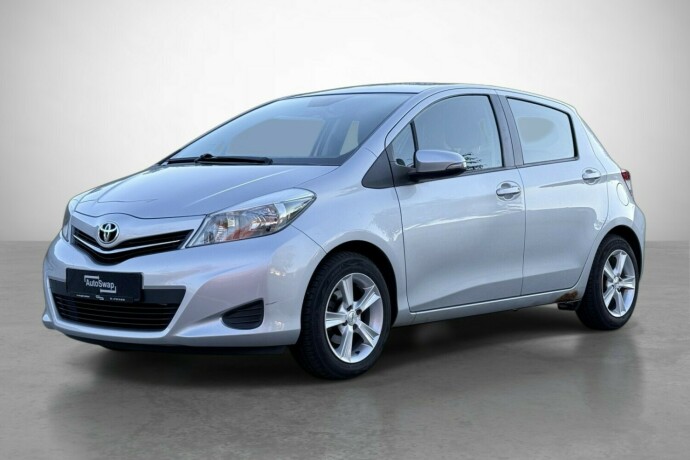 toyota-yaris-bensin-2012-big-0