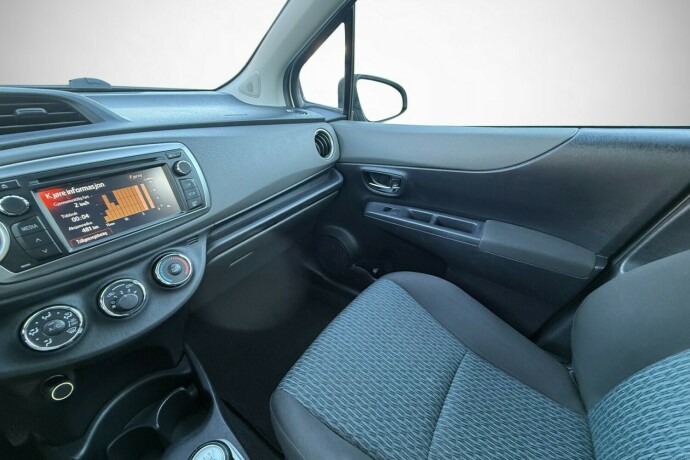 toyota-yaris-bensin-2012-big-21