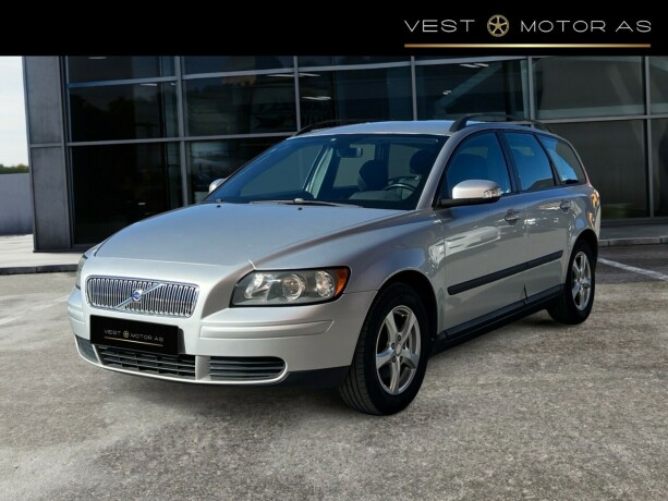 volvo-v50-diesel-2007-big-2