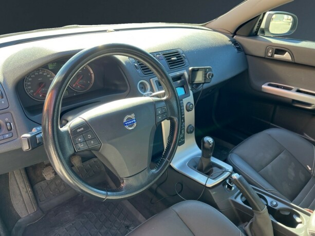 volvo-v50-diesel-2007-big-9