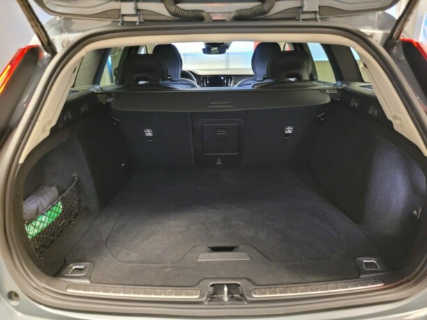 volvo-v60-elektrisitetbensin-2022-big-19