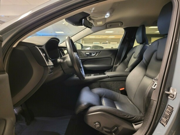 volvo-v60-elektrisitetbensin-2022-big-22