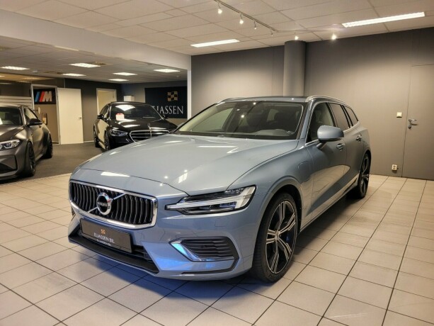 volvo-v60-elektrisitetbensin-2022-big-8