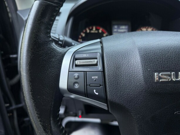 isuzu-d-max-diesel-2016-big-14