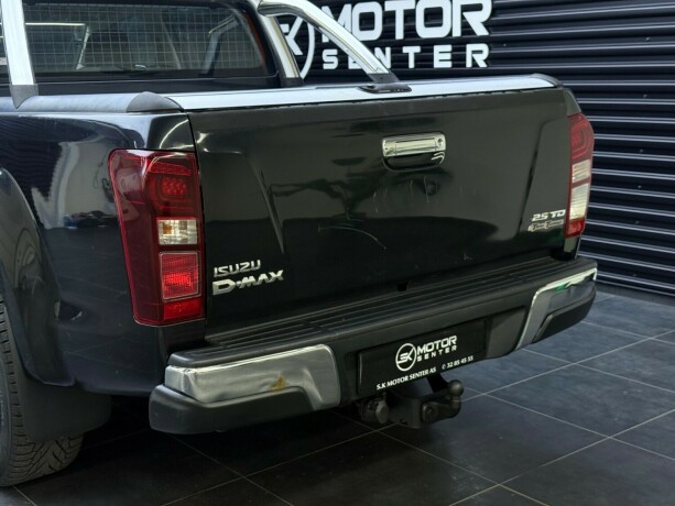 isuzu-d-max-diesel-2016-big-5
