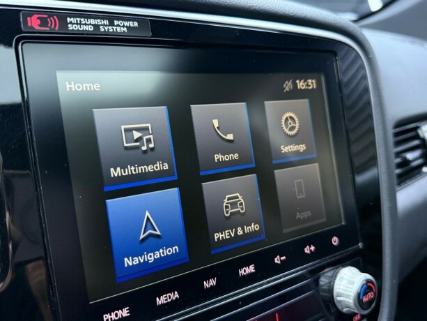 mitsubishi-outlander-elektrisitetbensin-2019-big-21