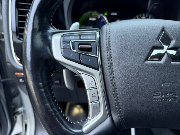 mitsubishi-outlander-elektrisitetbensin-2019-big-14