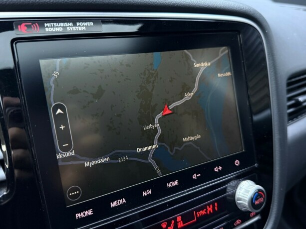 mitsubishi-outlander-elektrisitetbensin-2019-big-18