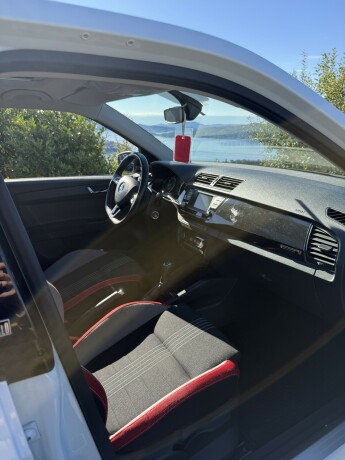 2017-fabia-skoda-12l-bensin-big-9