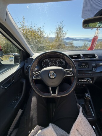 2017-fabia-skoda-12l-bensin-big-3