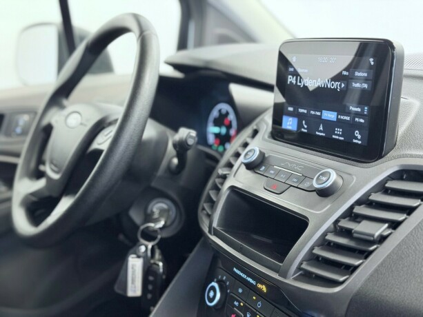 ford-transit-connect-diesel-2019-big-13