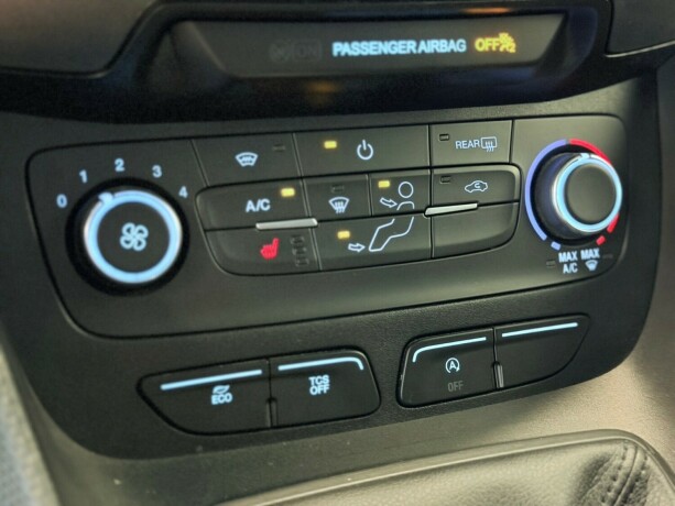 ford-transit-connect-diesel-2019-big-19