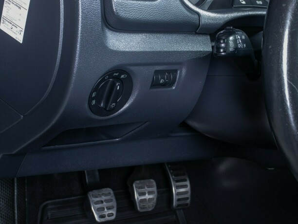 skoda-fabia-diesel-2012-big-40