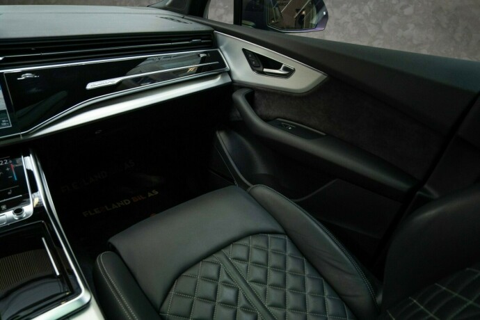audi-q7-elektrisitetbensin-2021-big-45