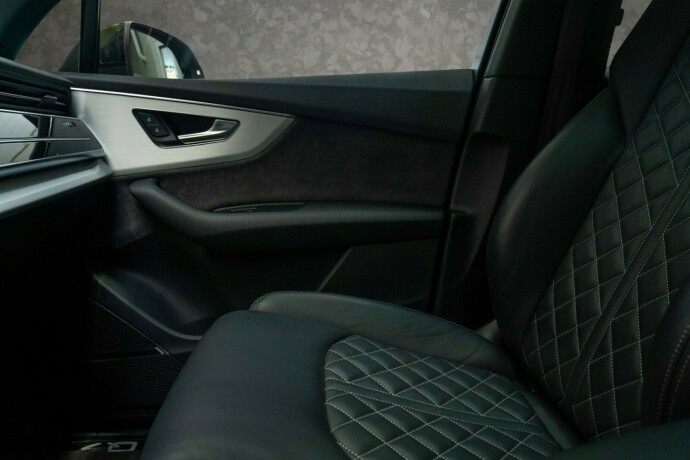 audi-q7-elektrisitetbensin-2021-big-25