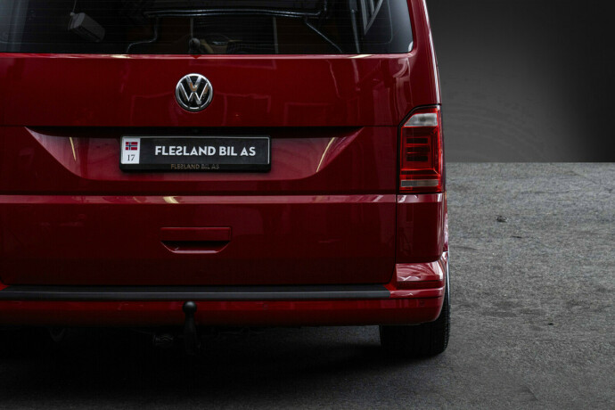 volkswagen-transporter-diesel-2018-big-8