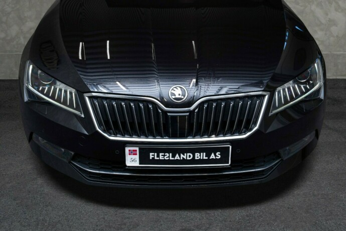 skoda-superb-diesel-2017-big-5