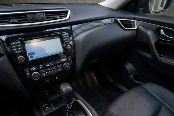 nissan-x-trail-diesel-2017-big-17