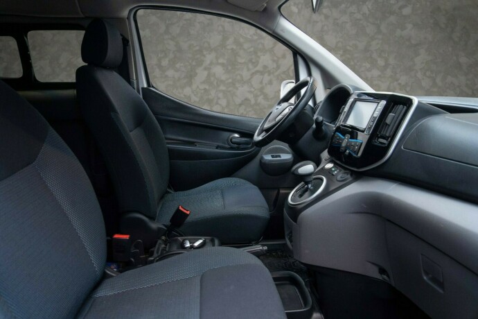 nissan-e-nv200-elektrisitet-2016-big-28