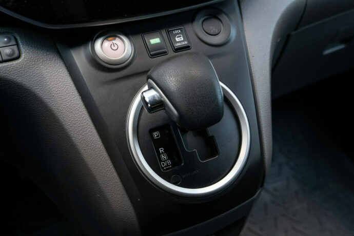 nissan-e-nv200-elektrisitet-2016-big-18