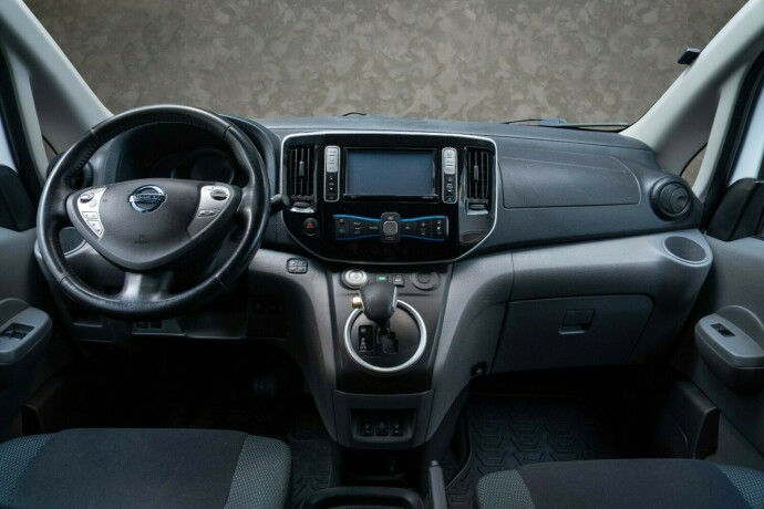 nissan-e-nv200-elektrisitet-2016-big-27