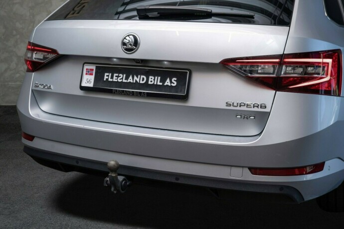 skoda-superb-diesel-2019-big-10