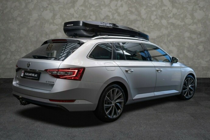 skoda-superb-diesel-2019-big-8