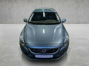 volvo-v40-diesel-2014-big-5