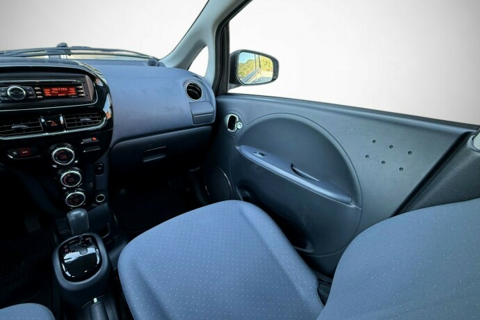 peugeot-ion-elektrisitet-2012-big-13