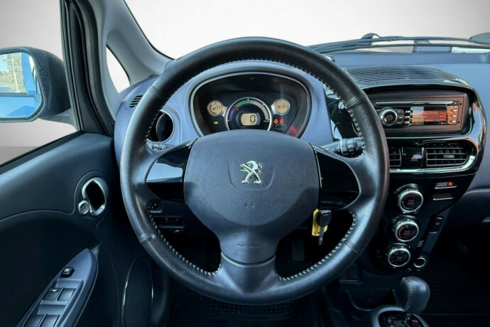 peugeot-ion-elektrisitet-2012-big-15