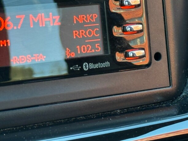 peugeot-ion-elektrisitet-2012-big-21