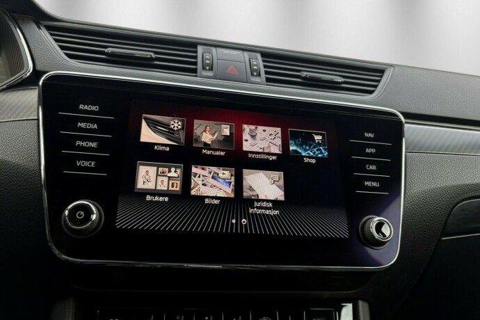 skoda-superb-diesel-2021-big-25