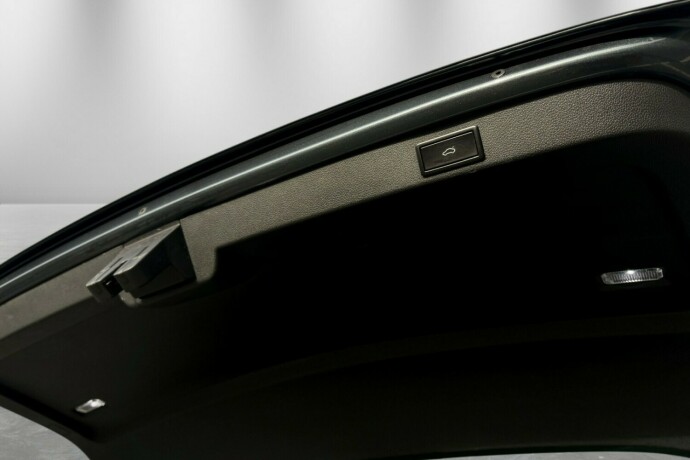 skoda-superb-diesel-2021-big-11