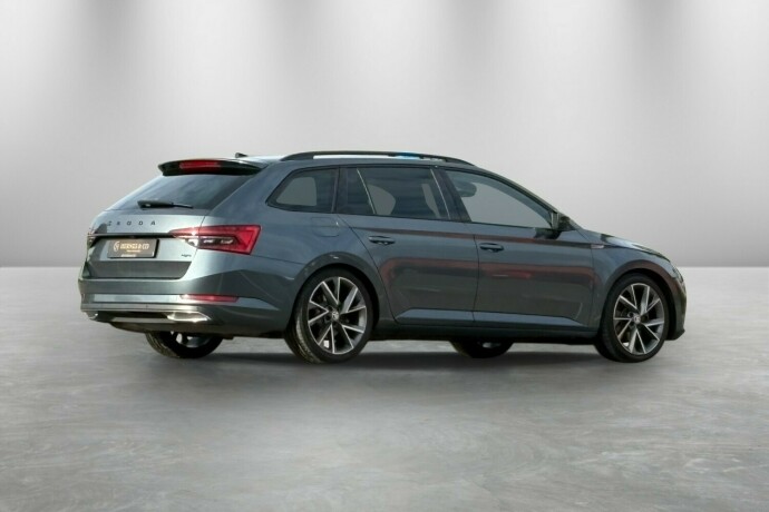 skoda-superb-diesel-2021-big-6