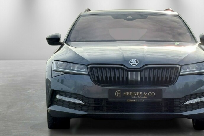 skoda-superb-diesel-2021-big-4