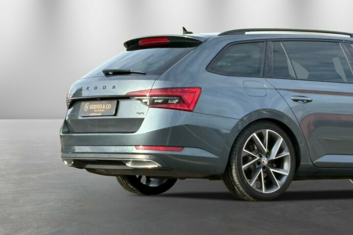 skoda-superb-diesel-2021-big-7