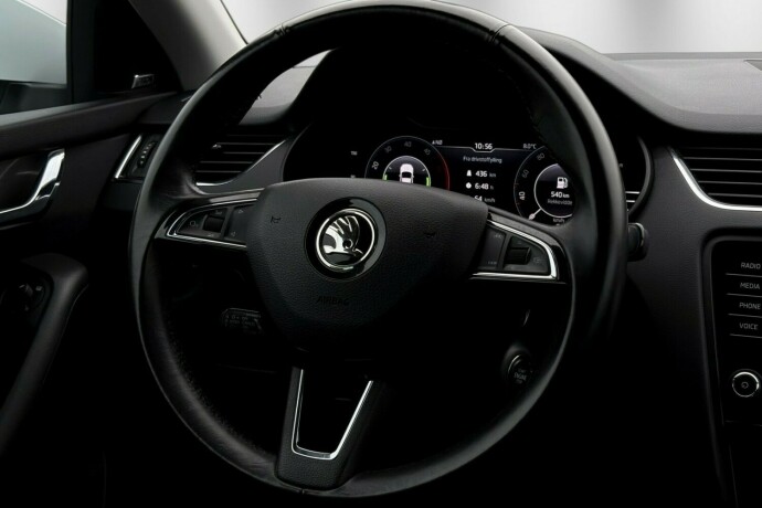 skoda-octavia-diesel-2020-big-15