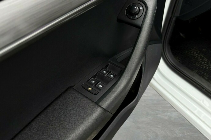 skoda-octavia-diesel-2020-big-31