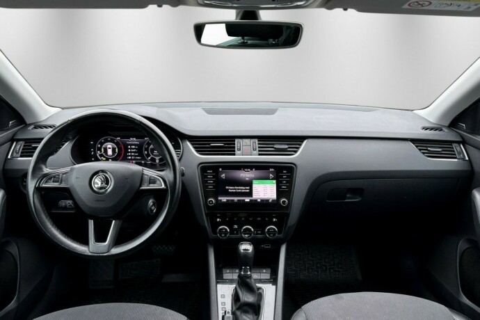 skoda-octavia-diesel-2020-big-13