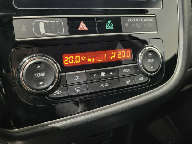 mitsubishi-outlander-elektrisitetbensin-2019-big-21