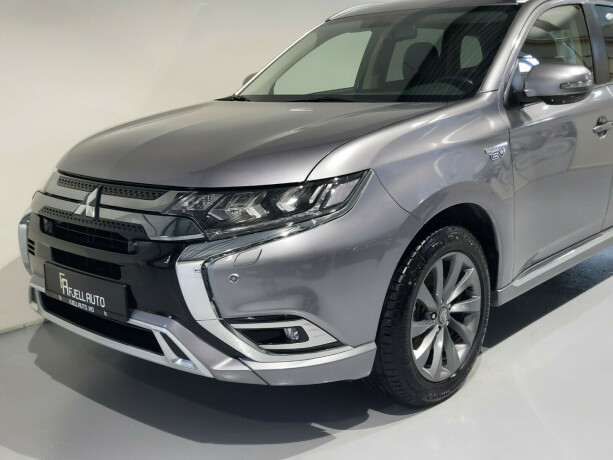 mitsubishi-outlander-elektrisitetbensin-2019-big-1