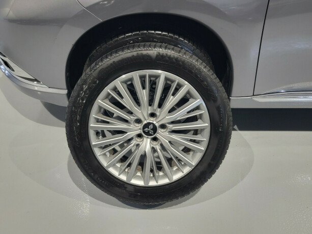 mitsubishi-outlander-elektrisitetbensin-2019-big-28