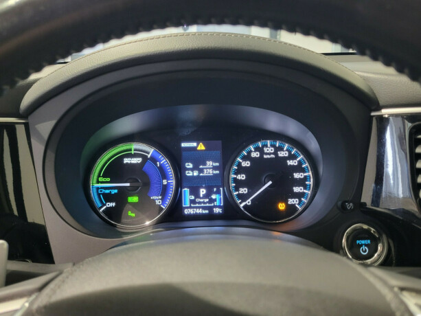 mitsubishi-outlander-elektrisitetbensin-2019-big-16