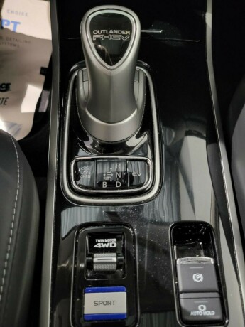 mitsubishi-outlander-elektrisitetbensin-2019-big-23