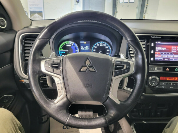 mitsubishi-outlander-elektrisitetbensin-2019-big-15