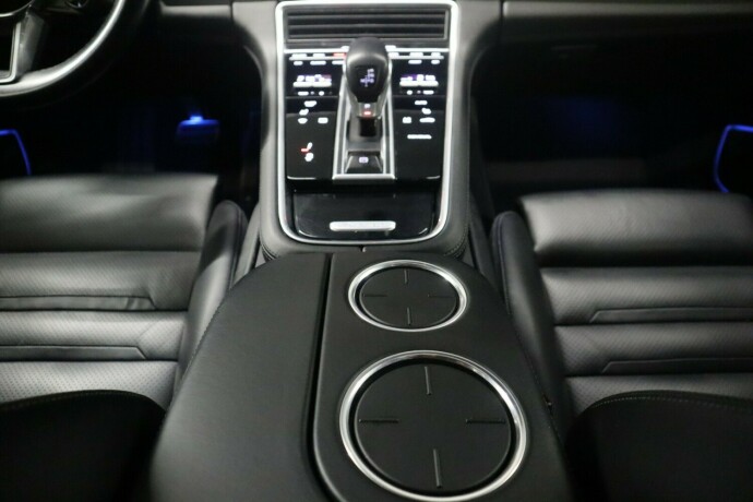 porsche-panamera-elektrisitetbensin-2019-big-24