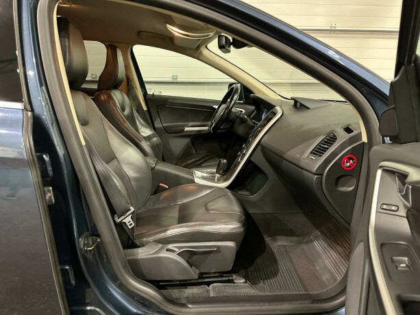 volvo-xc-60-diesel-2011-big-9