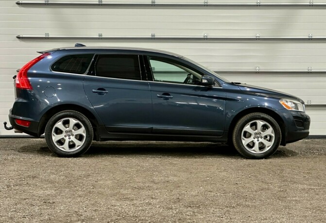 volvo-xc-60-diesel-2011-big-1