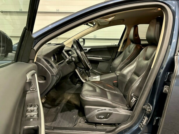 volvo-xc-60-diesel-2011-big-7