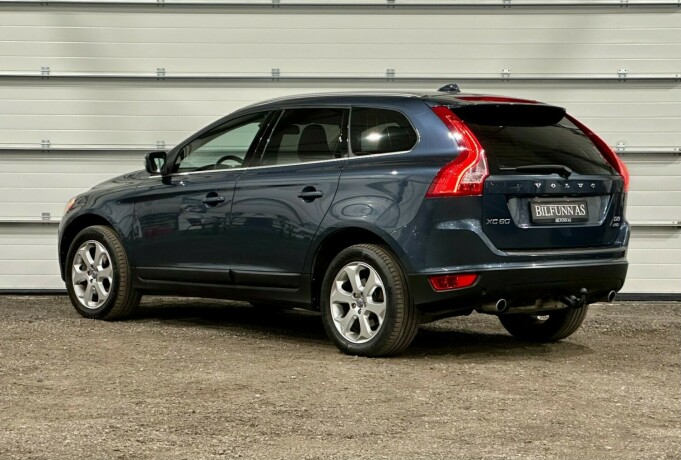 volvo-xc-60-diesel-2011-big-3